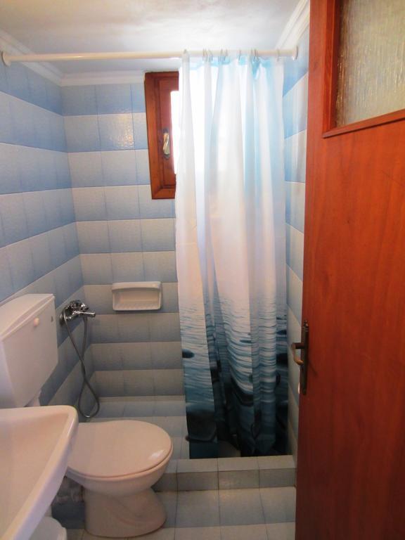 Katerina Apartments Triovasálos エクステリア 写真